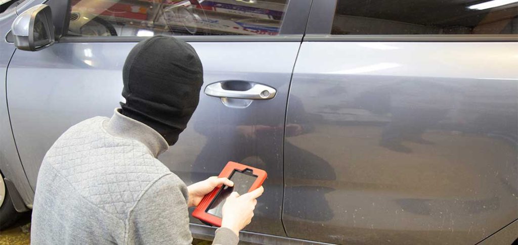Les meilleures astuces pour sécuriser votre voiture et protéger vos biens